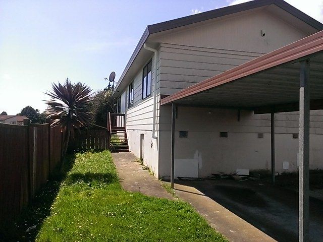  at 27A Silver Creek Road, Manurewa, Manukau City, Auckland