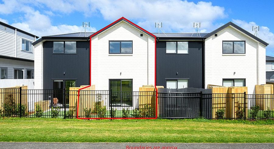  at 9/87 Taikata Road, Te Atatu Peninsula, Waitakere City, Auckland