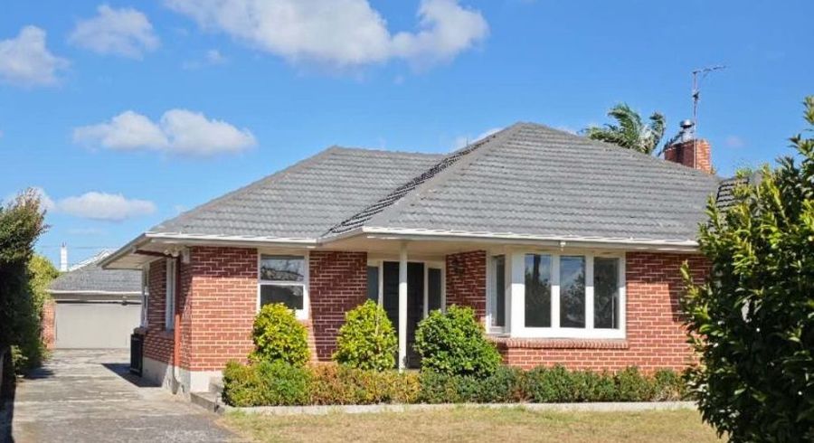  at 6 Ferryhill Road, Epsom, Auckland