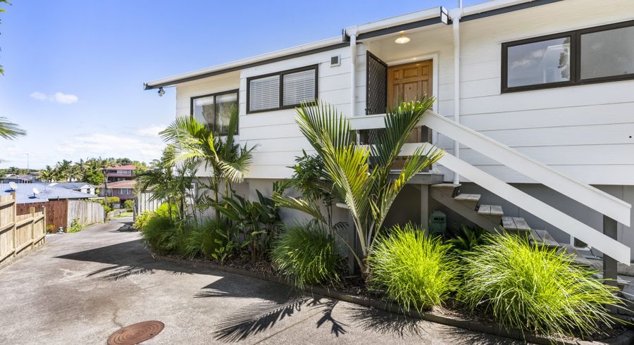  at 2/11 Skinner Road, Mount Wellington, Auckland