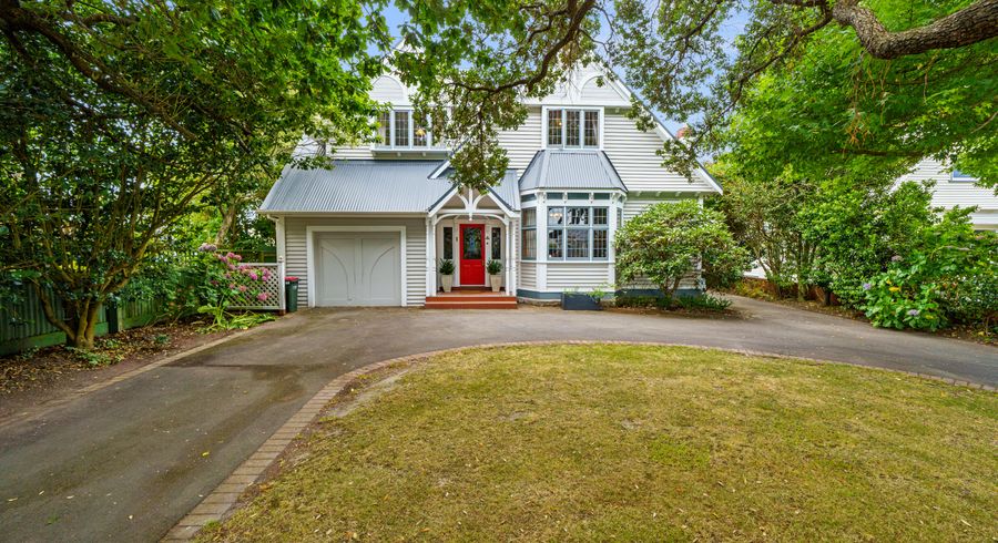  at 1 Glen Iris Grove, Woburn, Lower Hutt
