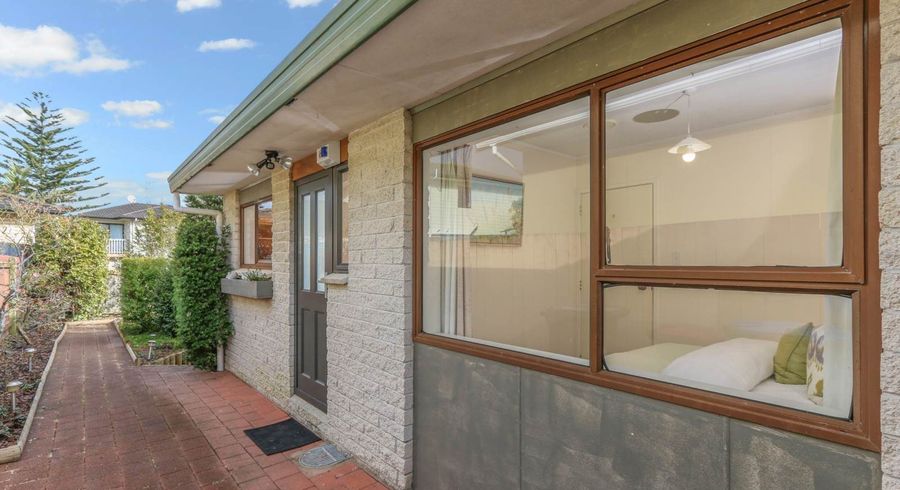  at 3/8 Rutland Road, Mount Wellington, Auckland
