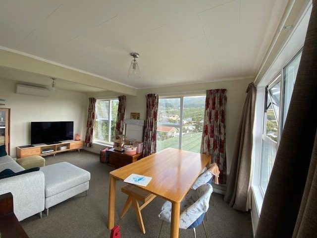  at 2/24 Bell Street, Tawa, Wellington, Wellington
