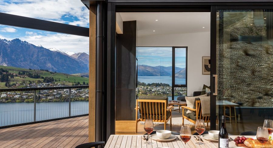  at 13 Olivers Place, Town Centre, Queenstown-Lakes, Otago