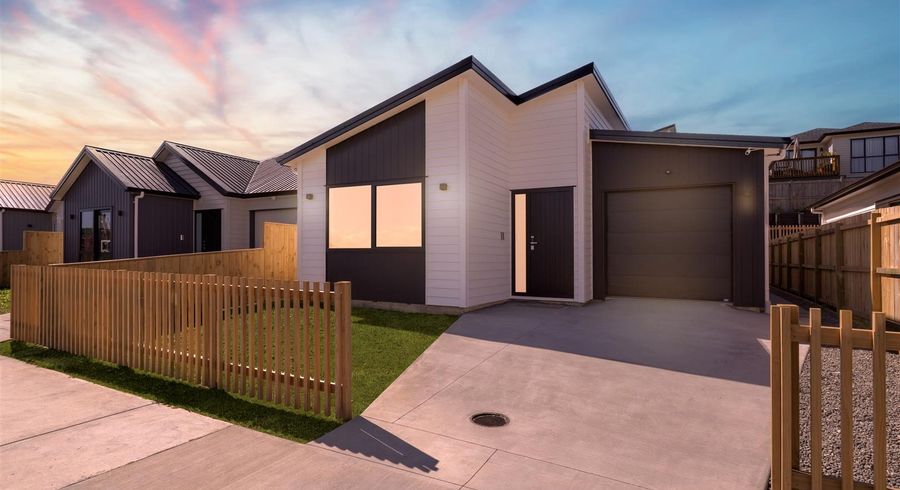  at 21 Whakairo Crescent, Gulf Harbour, Rodney, Auckland
