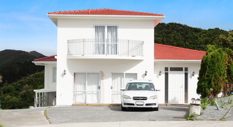  at 8a Penlington Place, Karori, Wellington, Wellington