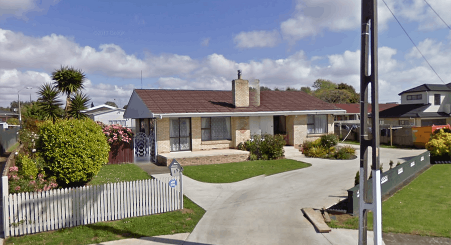  at 15 Grantham Road, Papatoetoe, Auckland