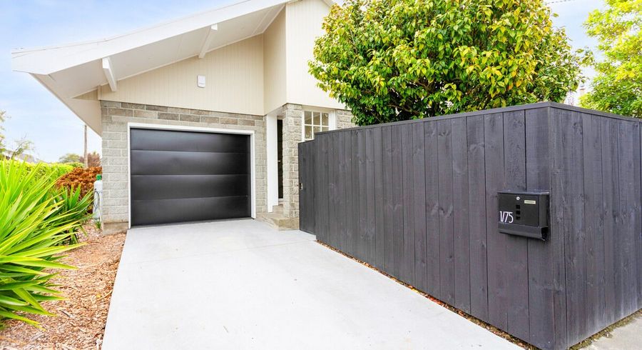  at 1/75 Garreg Road, Bryndwr, Christchurch
