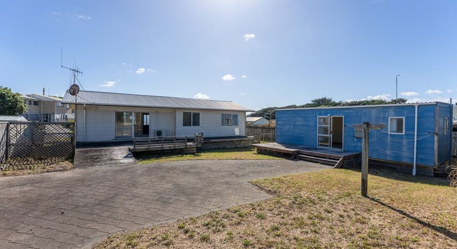  at 14 Scott Avenue, Otaki Beach, Otaki