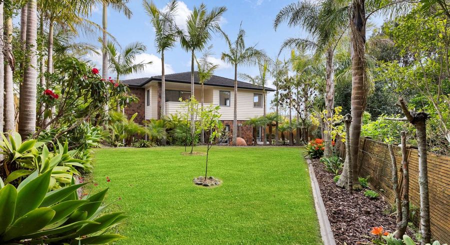  at 46 Kittiwake Drive, Schnapper Rock, Auckland