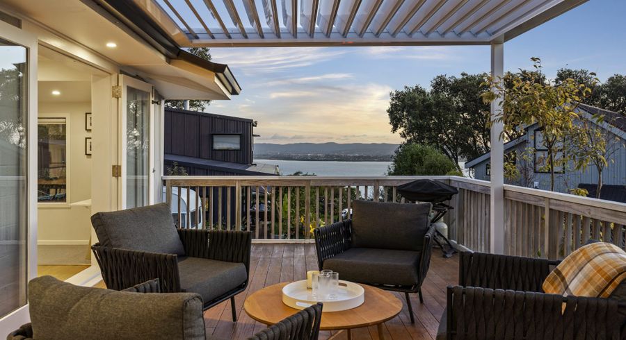  at 1/144 Rangatira Road, Beach Haven, Auckland 