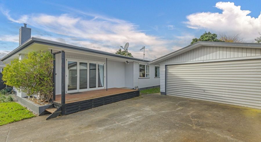  at 22 Motuoapa Place, Kelvin Grove, Palmerston North, Manawatu / Whanganui
