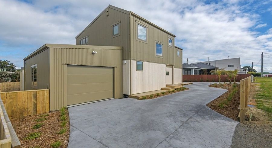  at 12 Roore Street, Foxton Beach, Horowhenua, Manawatu / Whanganui