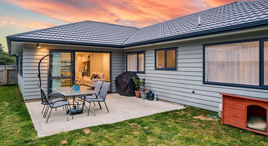  at 11 Moonsail Drive, Whitby, Porirua