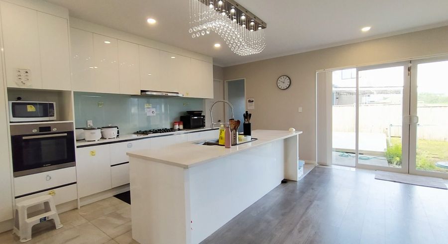  at 8 Ballinabreen Road, Flat Bush, Manukau City, Auckland