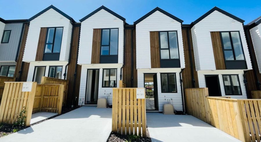  at 4/31 Mahalo Avenue, Manukau, Manukau City, Auckland
