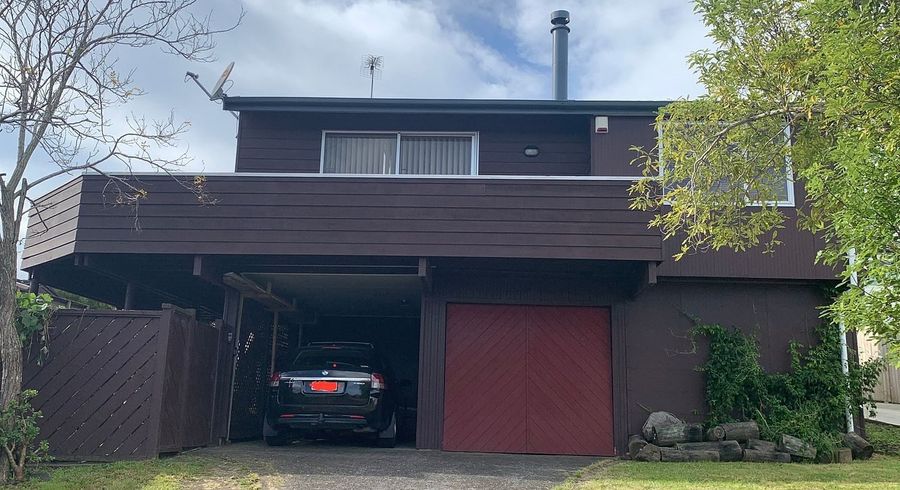  at 136 Prince Regent Drive, Half Moon Bay, Auckland