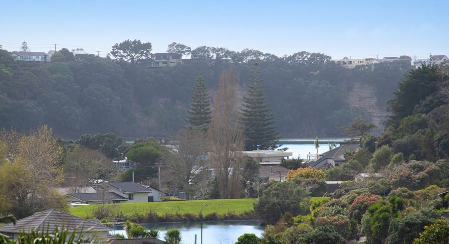  at 2/26 Kestrel Heights, Arkles Bay, Whangaparāoa