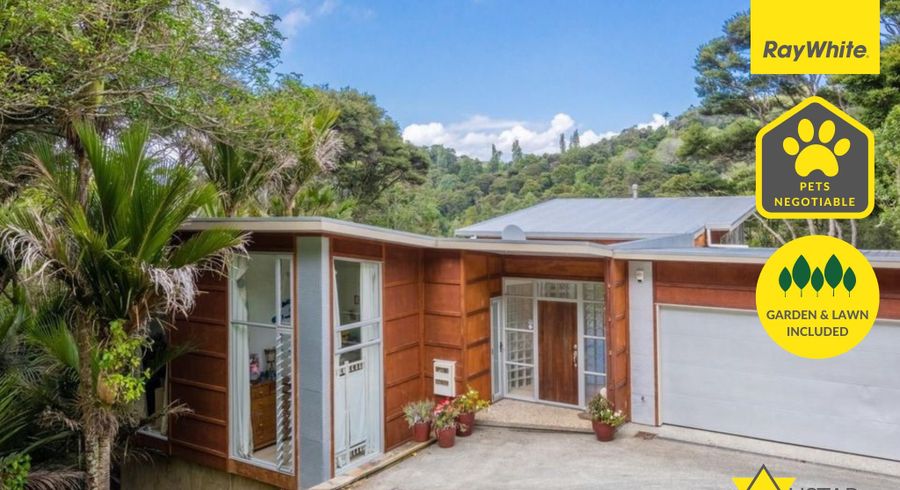  at 39 Warner Park Avenue, Laingholm, Auckland