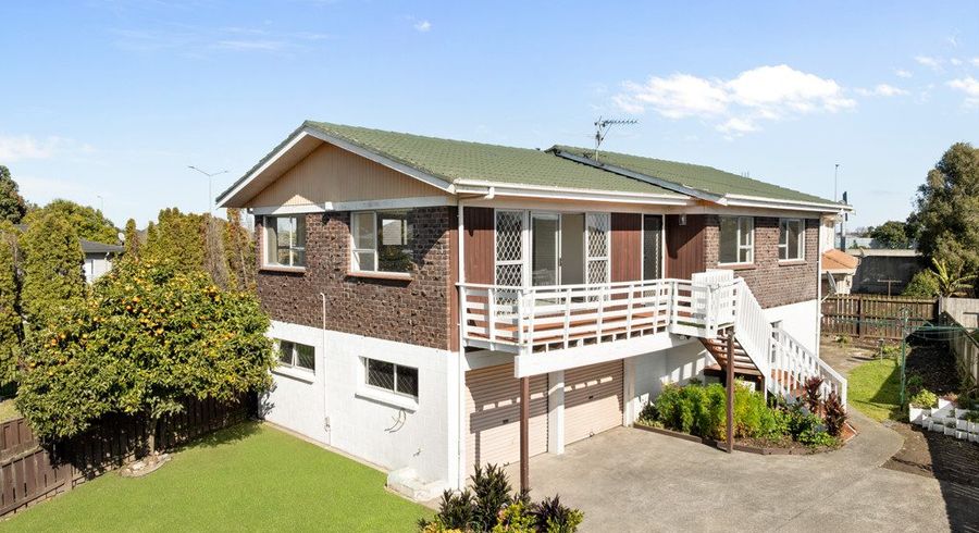  at 26 Challen Close, Conifer Grove, Papakura, Auckland