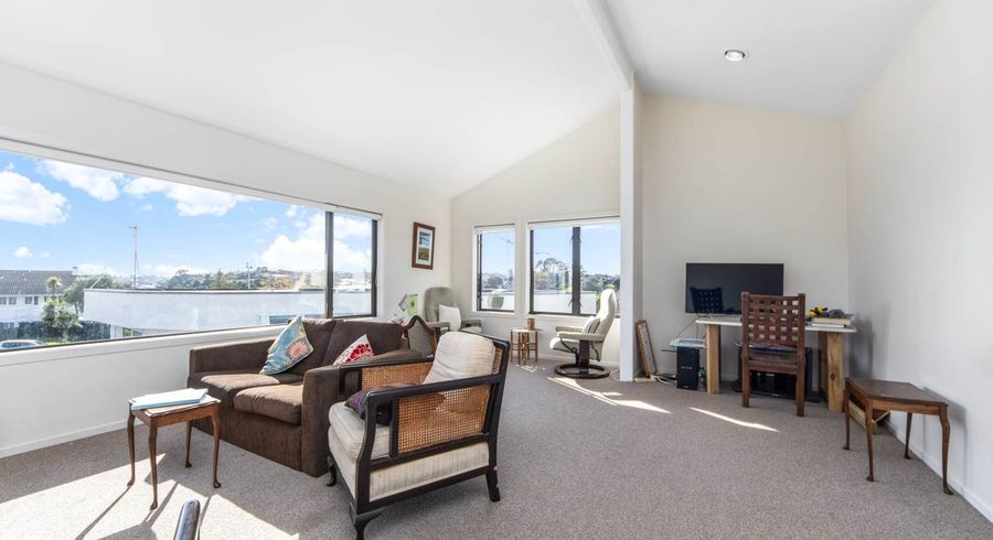  at 1/7 Sunderlands Road, Half Moon Bay, Manukau City, Auckland