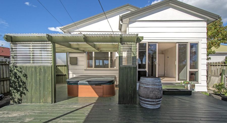  at 66 St Johns Street, Woolston, Christchurch City, Canterbury