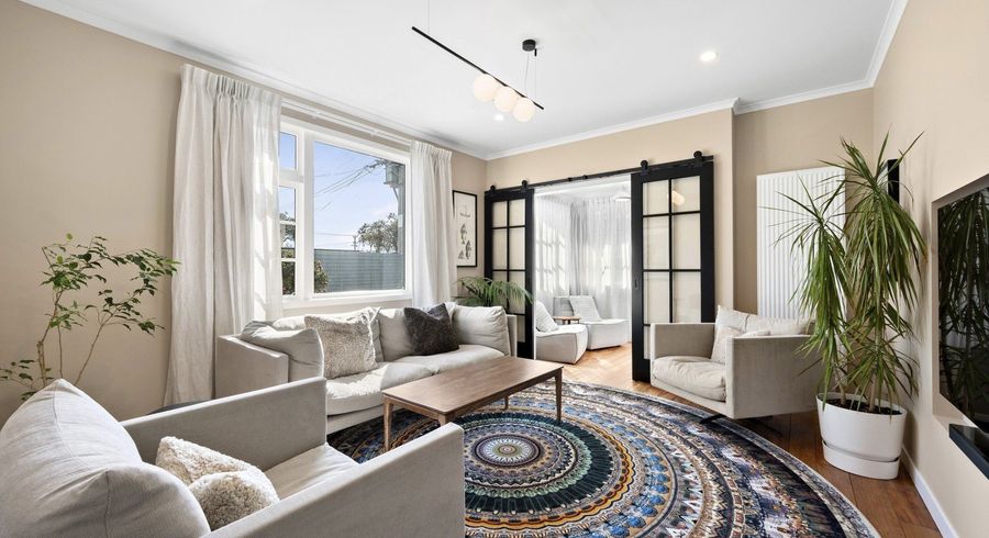  at 6 KOWHAI ST , Eastbourne, EASTBOURNE