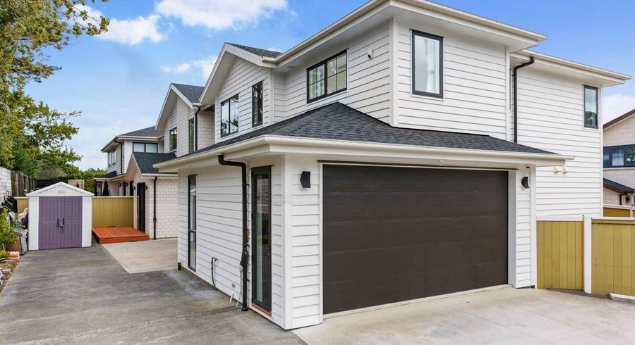  at 15B Wicklam Lane, Greenhithe, Auckland