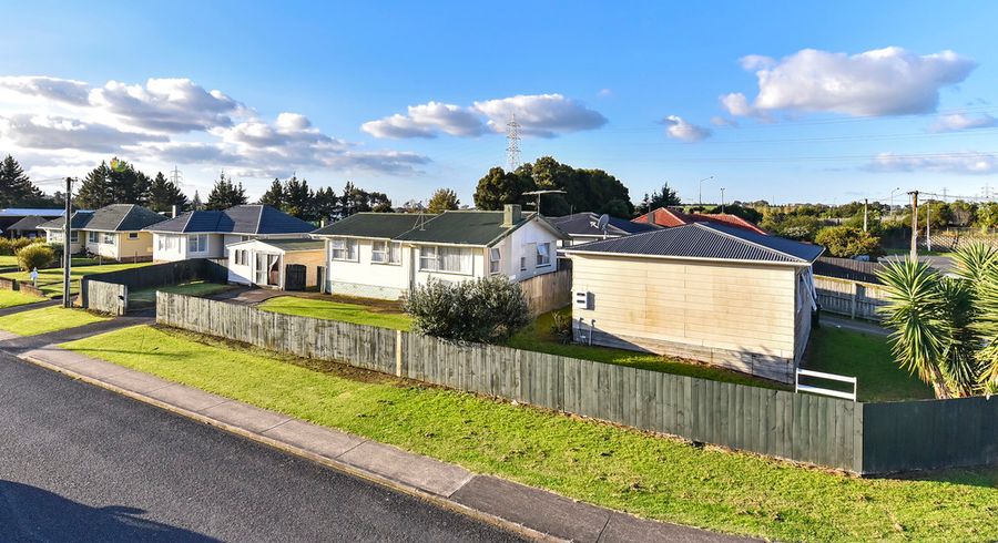  at 71 Wymondley Road, Otara, Auckland