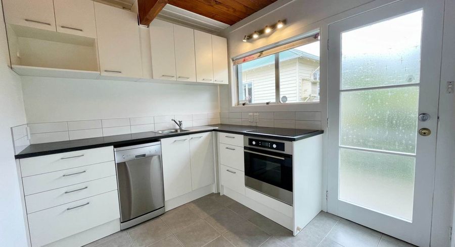  at 1/11 Ballin Street, Ellerslie, Auckland City, Auckland