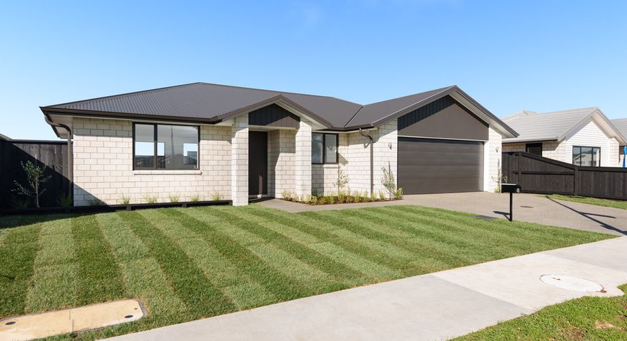  at 8 Harding Drive, Papamoa Beach, Papamoa