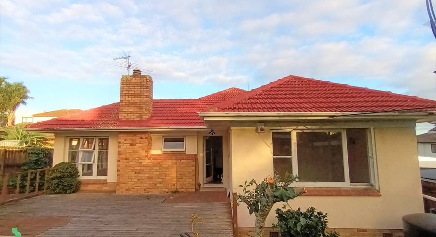  at 36 Dornwell Road, Mount Roskill, Auckland