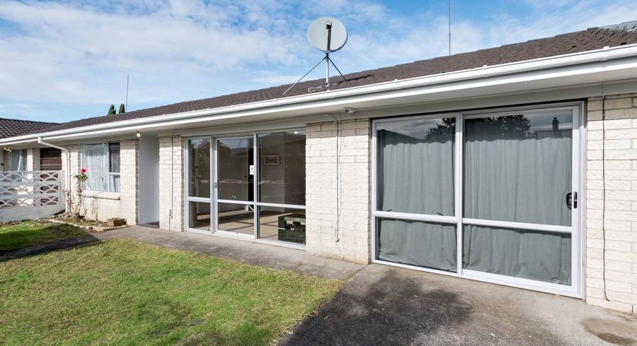  at 2/69 Rangitoto Road, Papatoetoe, Manukau City, Auckland