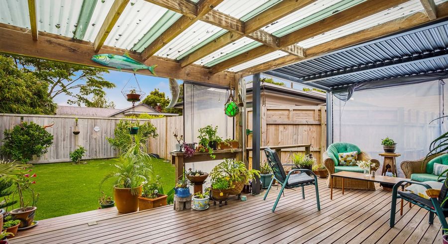 at 274 Birkdale Road, Birkdale, Auckland