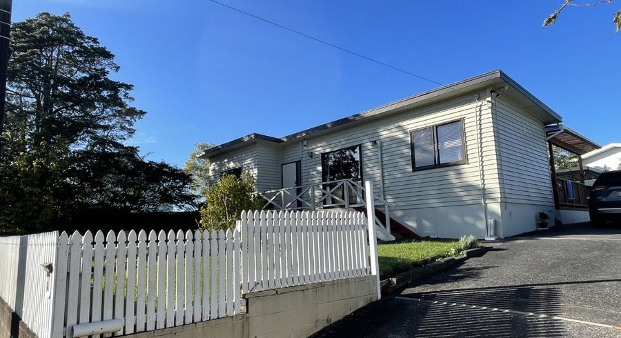  at 6 Godley Road, Green Bay, Waitakere City, Auckland
