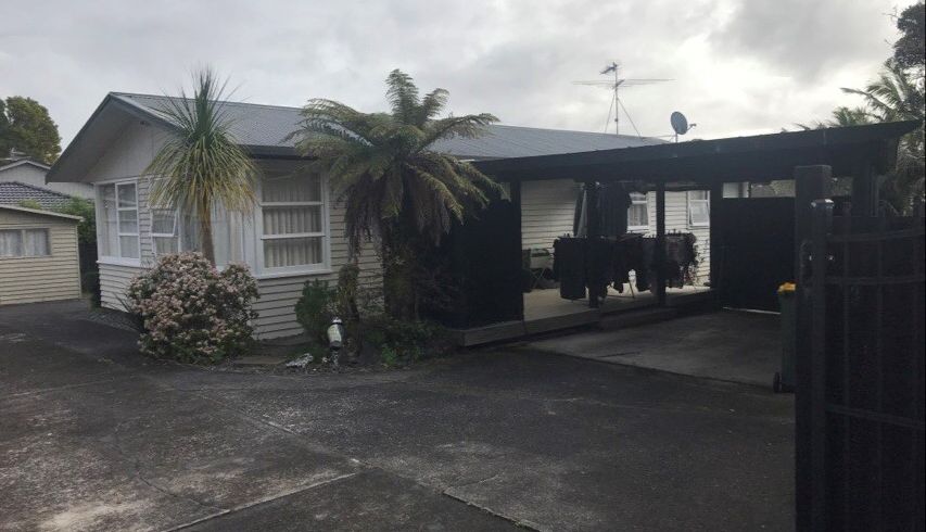  at 9 Vida Place, Howick, Auckland