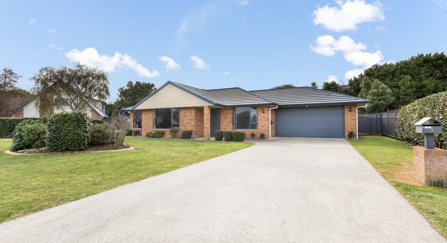 at 4 Knox Place, Leamington, Cambridge