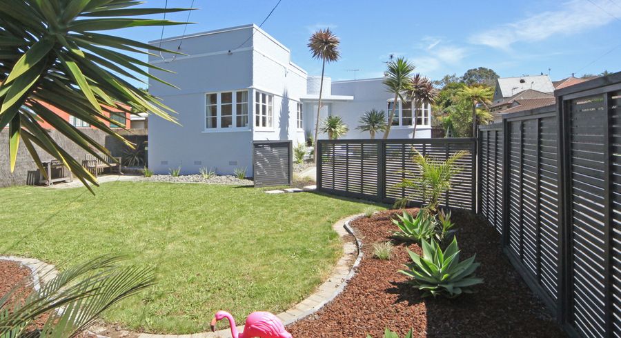  at 7 Carlton Street, Hillsborough, Auckland