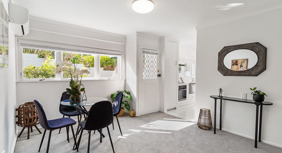  at 4/121 Atkin Avenue, Mission Bay, Auckland