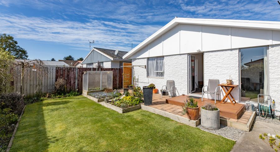  at 2/97 Hay Street, Bromley, Christchurch
