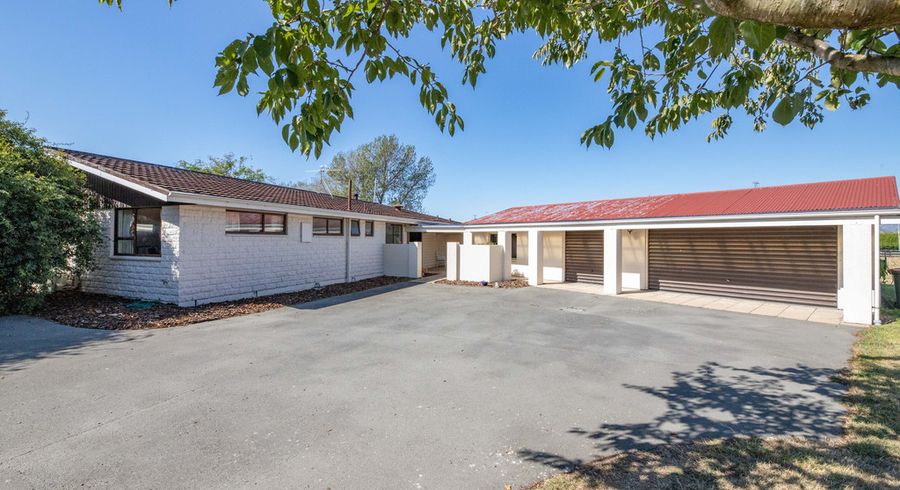  at 316 Robinsons Road, Christchurch