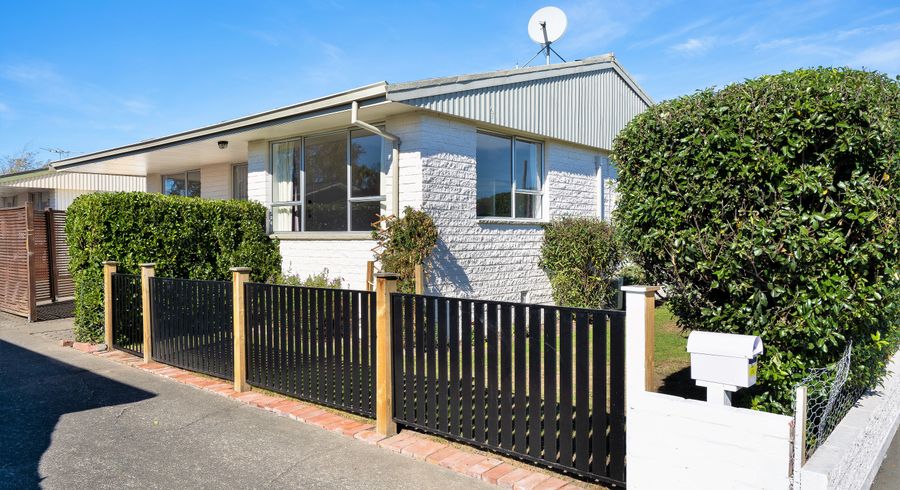  at 1-176/176 Grimseys Road, Redwood, Christchurch