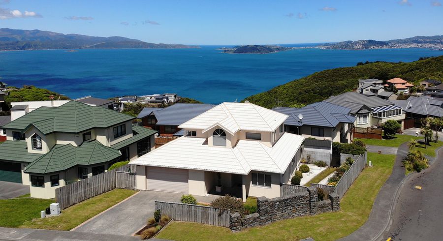  at 2 Tamworth Crescent, Newlands, Wellington