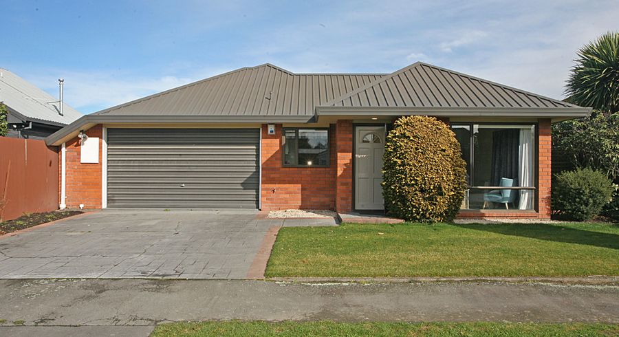  at 2-71/71 Bentley Street, Russley, Christchurch