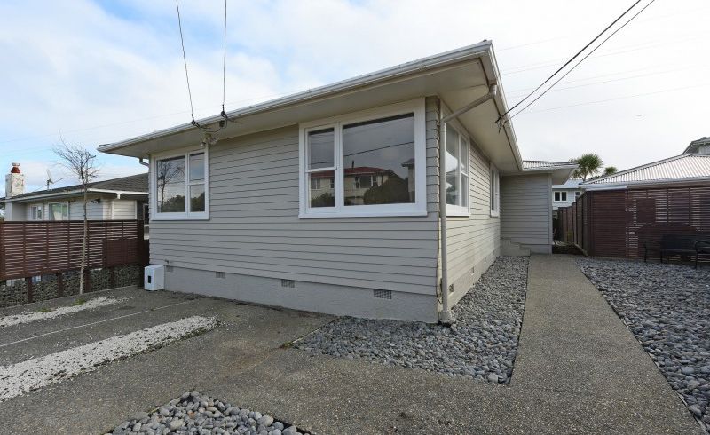  at 16 Alder Place, Newlands, Wellington
