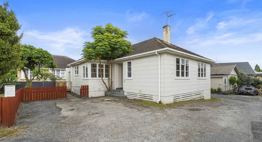  at 5 Denz Street, Maeroa, Hamilton