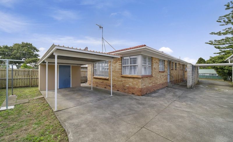  at 2/6 Cornwall Road, Papatoetoe, Auckland