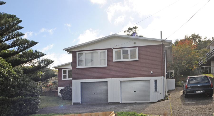 at 5 Chaucer Way, Karori, Wellington