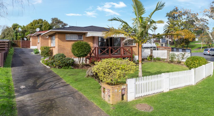  at 1/38 Ballater Place, Highland Park, Auckland
