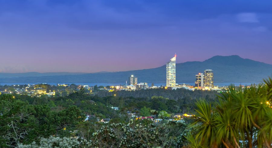  at 255 Glenfield Road, Hillcrest, North Shore City, Auckland